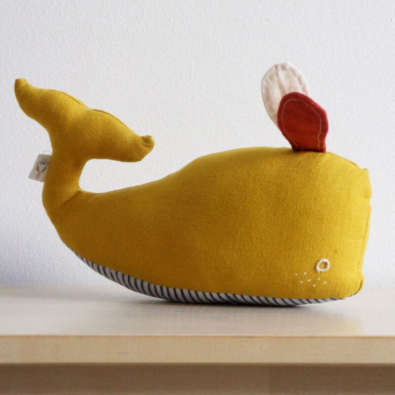 Hersin-means-made-by-hand_whale-yellow